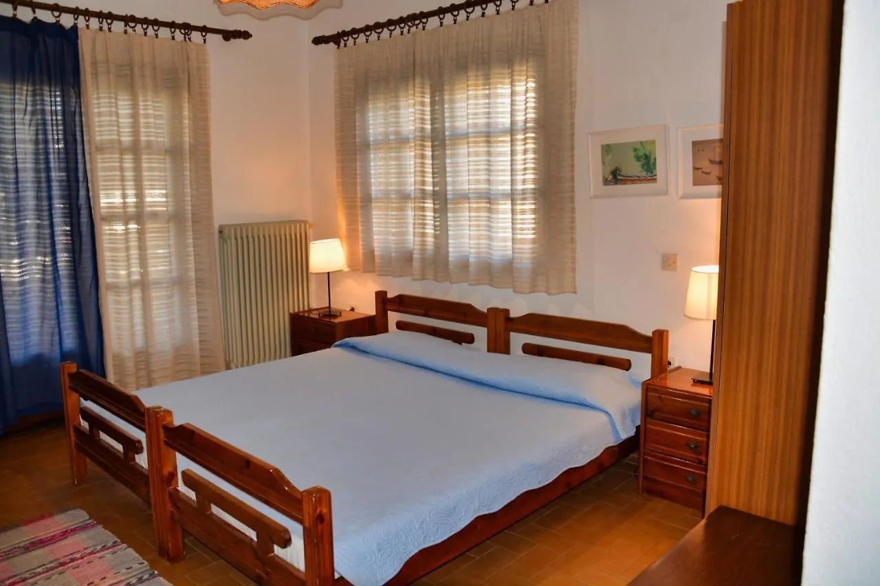 Papatzikos Traditional Guesthouse Neos Marmaras Aparthotel