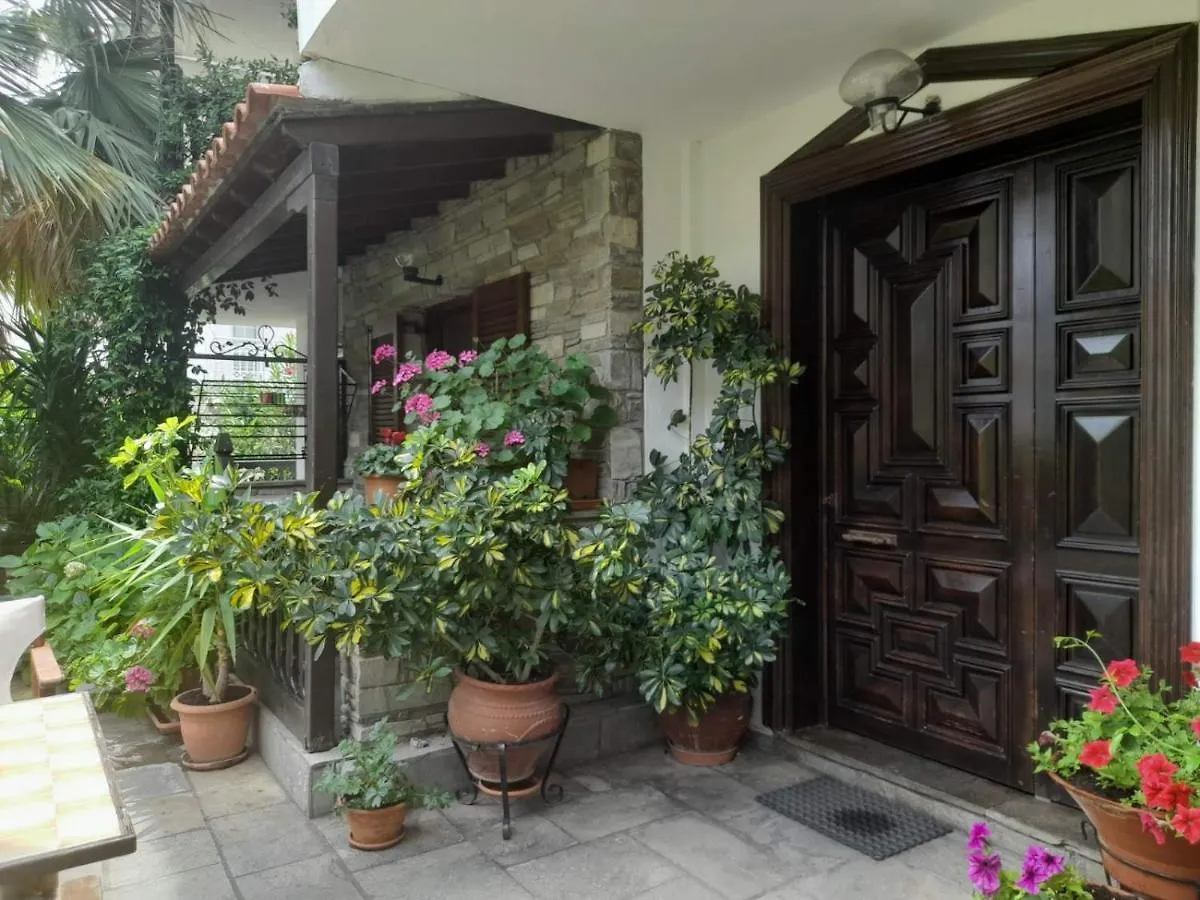** Aparthotel Papatzikos Traditional Guesthouse Néos Marmarás Griechenland