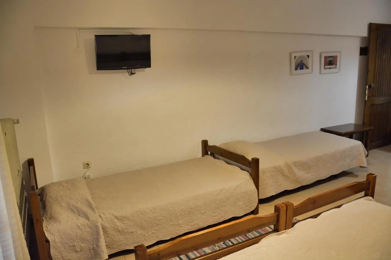 Papatzikos Traditional Guesthouse Neos Marmaras 2*,  Greece